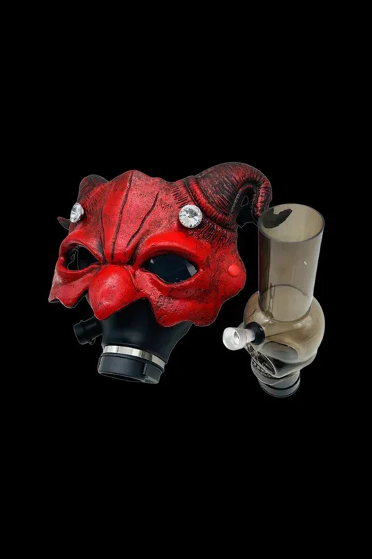 Cloud 8 Halloween Gas Mask Bong
