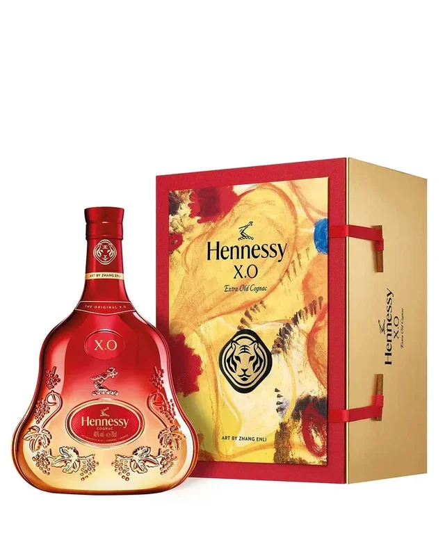 Hennessy X.O Chinese New Year Zhang Eli Gift Box, 70 cl